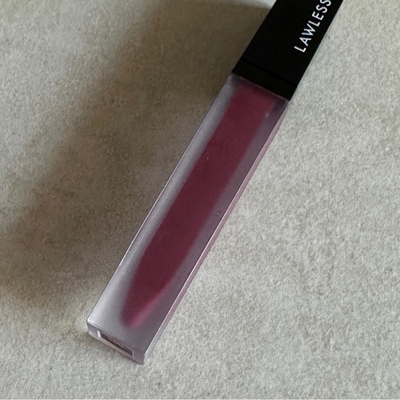 Lawless Soft Matte Liquid Lipstick - Dane - Picture 3 of 3